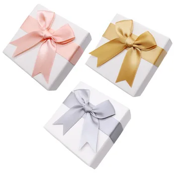 Белая упаковочная коробка Модная женская шкатулка для ювелирных изделий с красочной лентой Элегантная коробка для хранения ювелирных аксессуаров Упаковочная коробка